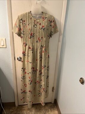 Vintage Positive Attitude Floral Short Sleeve Dress